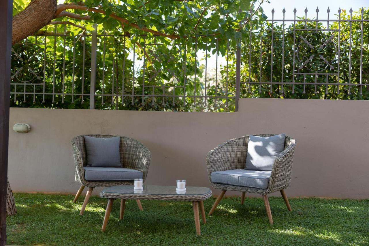 Nostalgia Seaview House Apartment Anavyssos Bagian luar foto