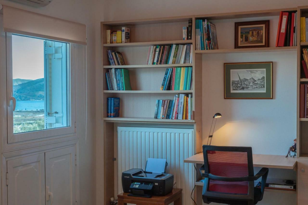 Nostalgia Seaview House Apartment Anavyssos Bagian luar foto