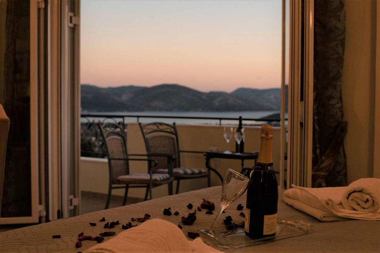 Nostalgia Seaview House Apartment Anavyssos Bagian luar foto